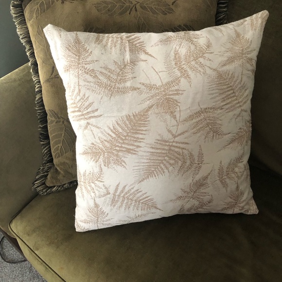 Dotties Original Custom Palm Pillow - Picture 2 of 9